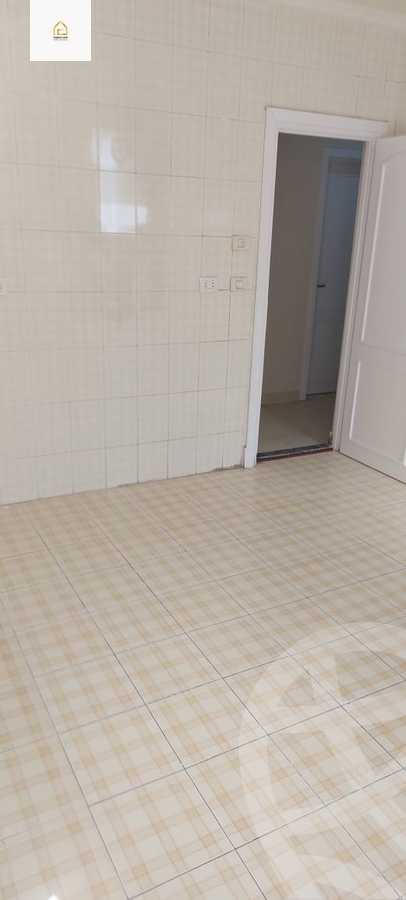 https://aqarmap.com.eg/en/listing/5466668-for-sale-cairo-new-cairo-lrhb-city-phase-4-mostafa-kamel-st