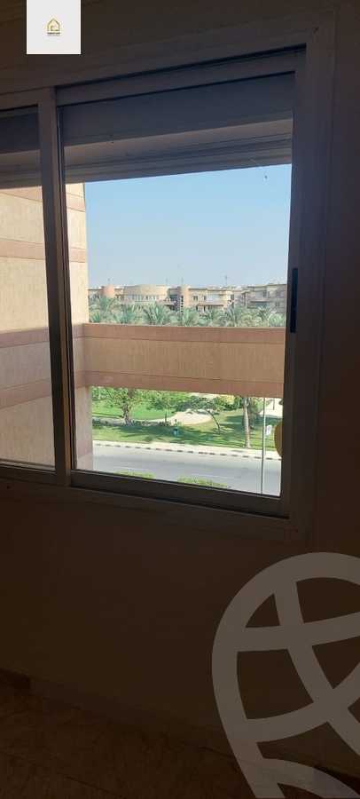 https://aqarmap.com.eg/en/listing/5466668-for-sale-cairo-new-cairo-lrhb-city-phase-4-mostafa-kamel-st