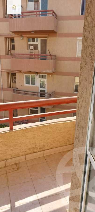 https://aqarmap.com.eg/en/listing/5466668-for-sale-cairo-new-cairo-lrhb-city-phase-4-mostafa-kamel-st