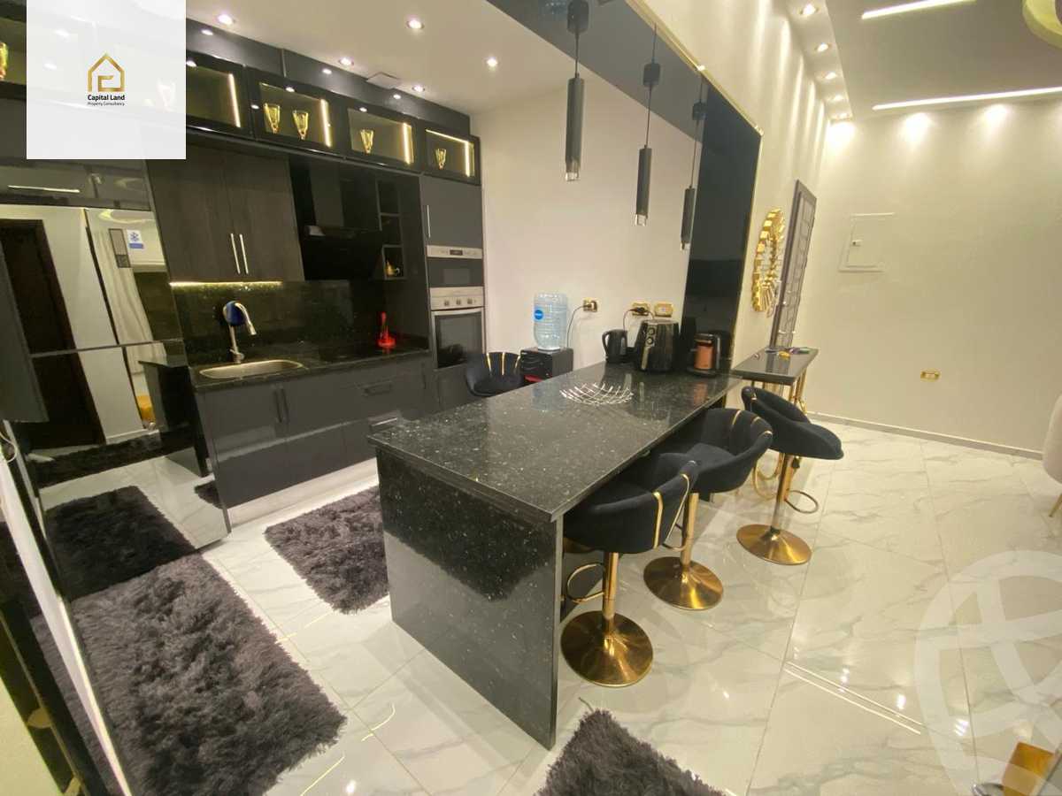 https://aqarmap.com.eg/ar/listing/5478262-for-sale-cairo-new-cairo-south-investors-mohammed-nagib-axis-st