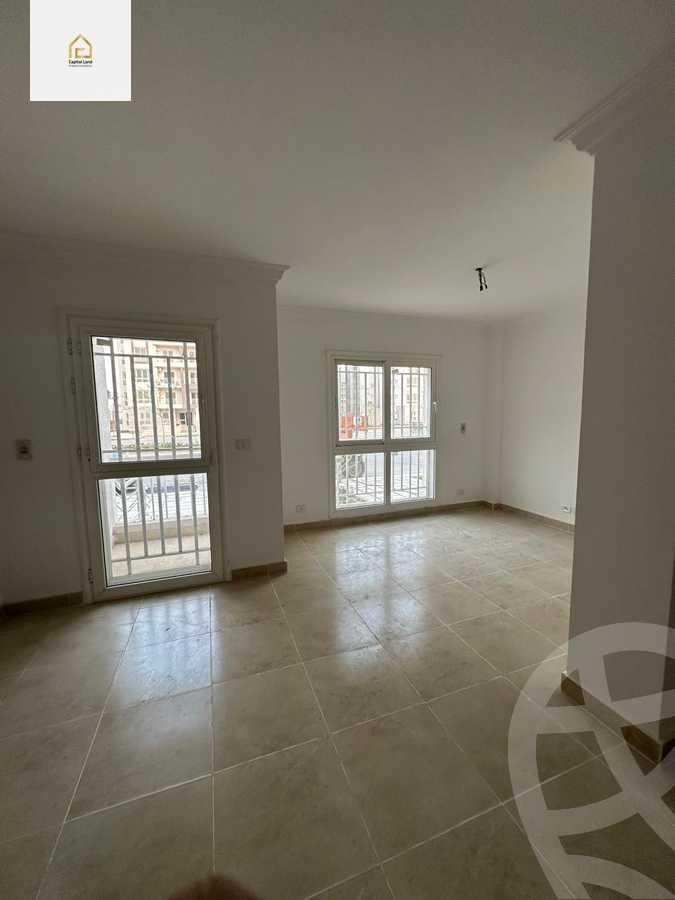 https://aqarmap.com.eg/ar/listing/5506189-for-sale-cairo-new-cairo-lrhb-city-phase-5-ibn-al-nafees-st