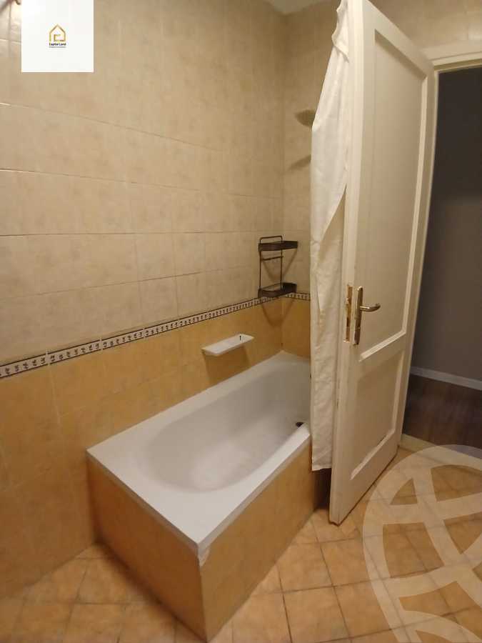 https://aqarmap.com.eg/ar/listing/5506189-for-sale-cairo-new-cairo-lrhb-city-phase-5-ibn-al-nafees-st