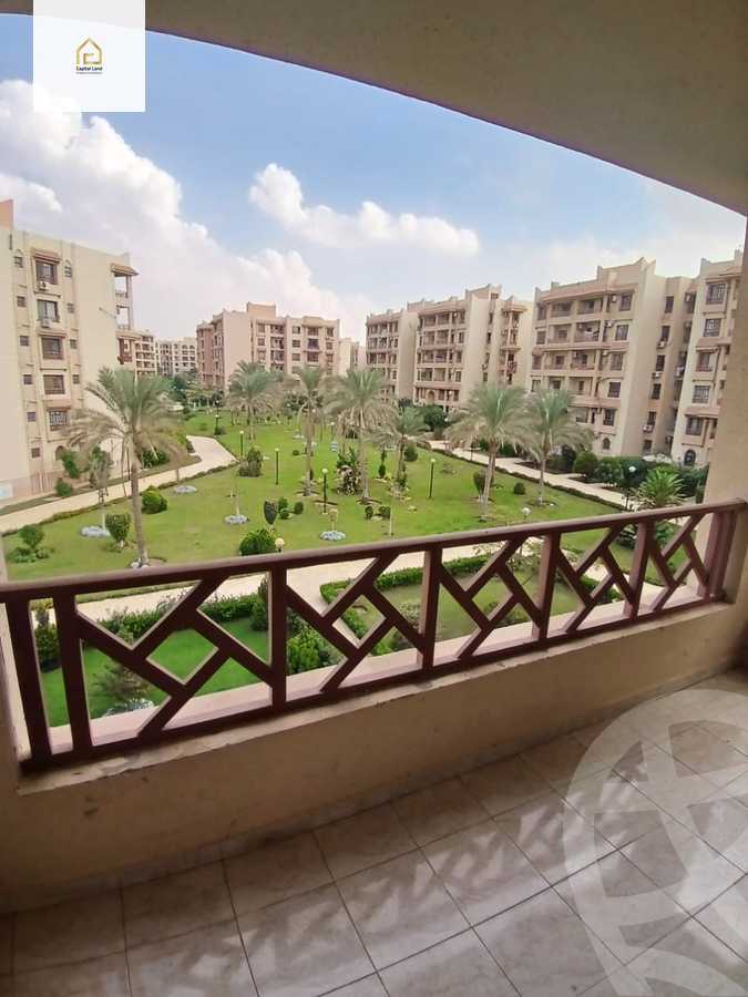 https://aqarmap.com.eg/ar/listing/5506189-for-sale-cairo-new-cairo-lrhb-city-phase-5-ibn-al-nafees-st