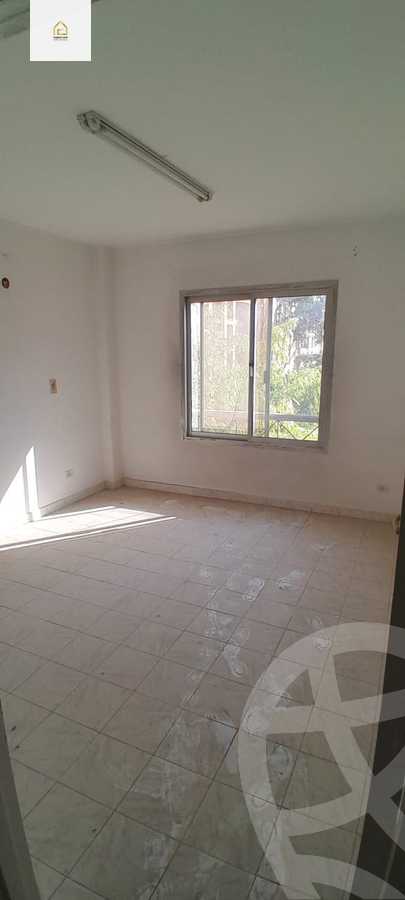 https://aqarmap.com.eg/en/listing/5533961-for-sale-cairo-new-cairo-lrhb-city-phase-1-ahmed-rami-st