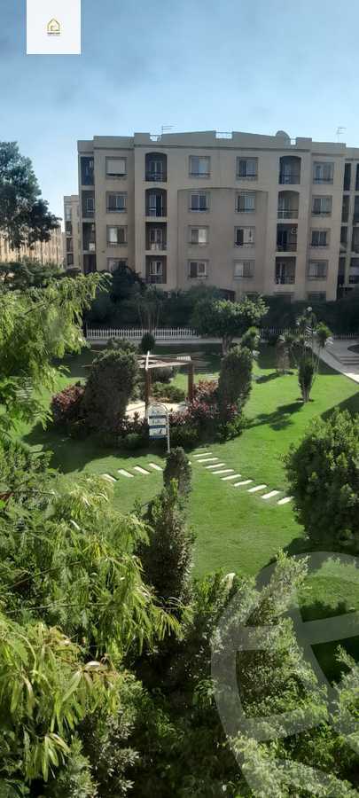 https://aqarmap.com.eg/en/listing/5533961-for-sale-cairo-new-cairo-lrhb-city-phase-1-ahmed-rami-st