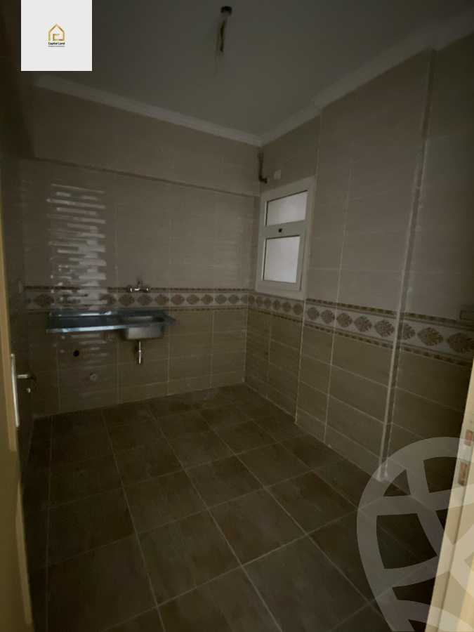https://aqarmap.com.eg/en/listing/5562660-for-sale-cairo-new-cairo-lrhb-city-mtdd-lrhb-phase-7