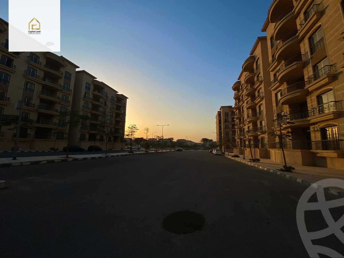 https://aqarmap.com.eg/en/listing/5562660-for-sale-cairo-new-cairo-lrhb-city-mtdd-lrhb-phase-7