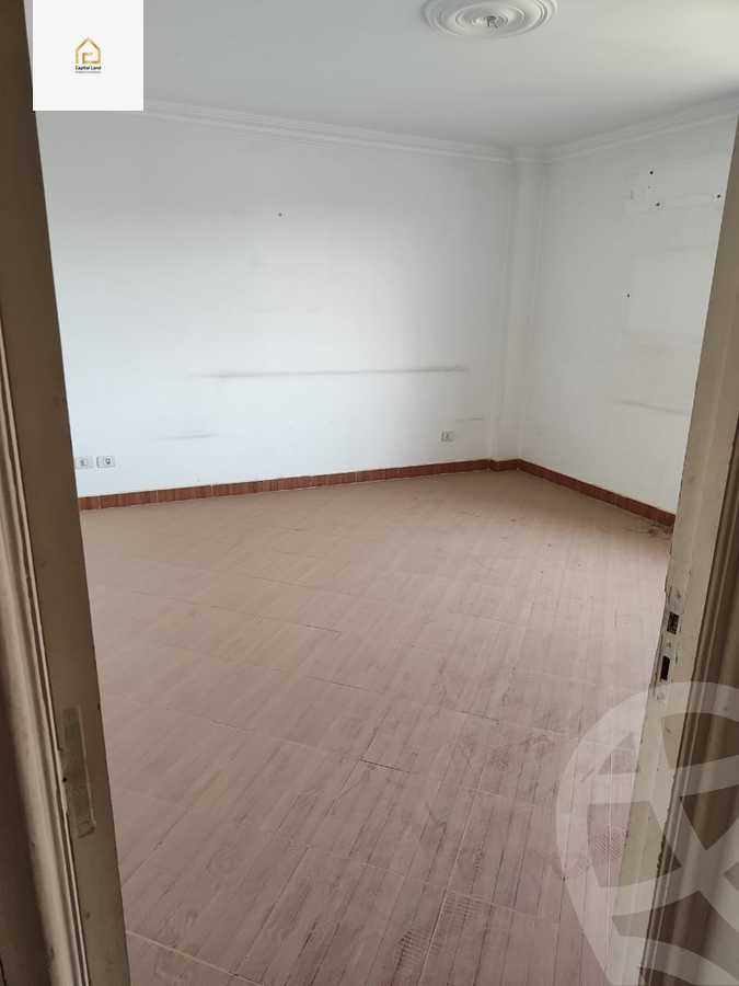 https://aqarmap.com.eg/en/listing/5570218-for-sale-cairo-new-cairo-lrhb-city-phase-4-mostafa-el-nahaas-st