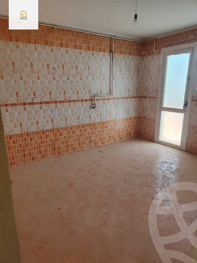 https://aqarmap.com.eg/en/listing/5570218-for-sale-cairo-new-cairo-lrhb-city-phase-4-mostafa-el-nahaas-st