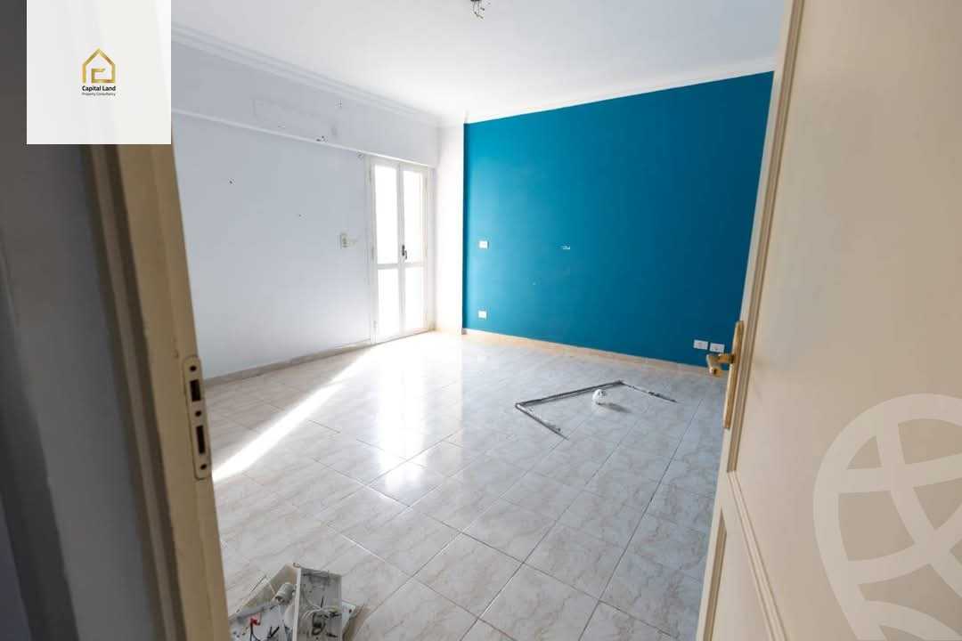 https://aqarmap.com.eg/en/listing/5570681-for-sale-cairo-new-cairo-lrhb-city-mtdd-lrhb-phase-9