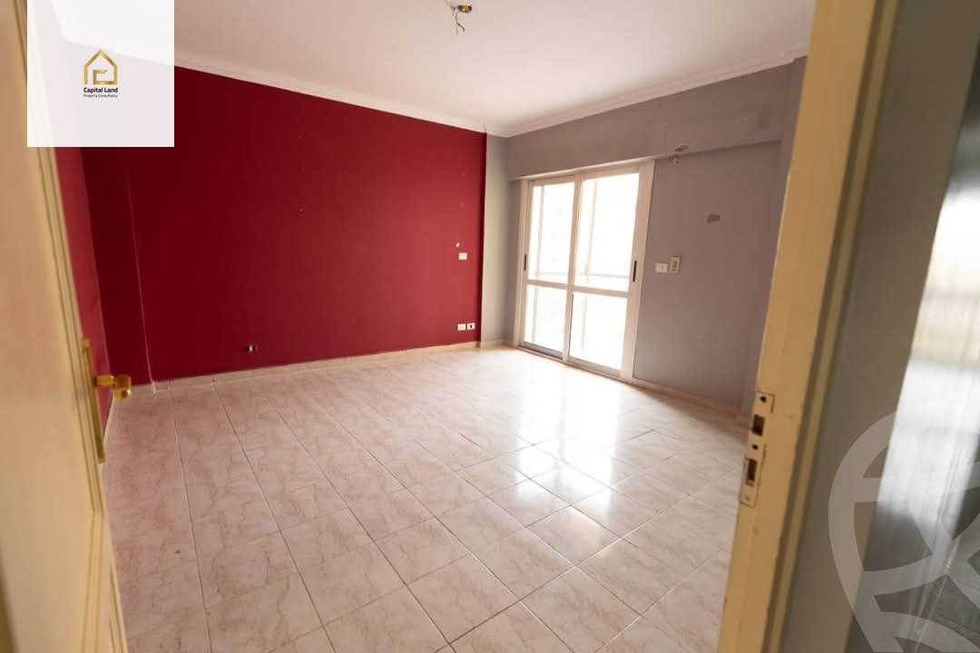 https://aqarmap.com.eg/en/listing/5570681-for-sale-cairo-new-cairo-lrhb-city-mtdd-lrhb-phase-9