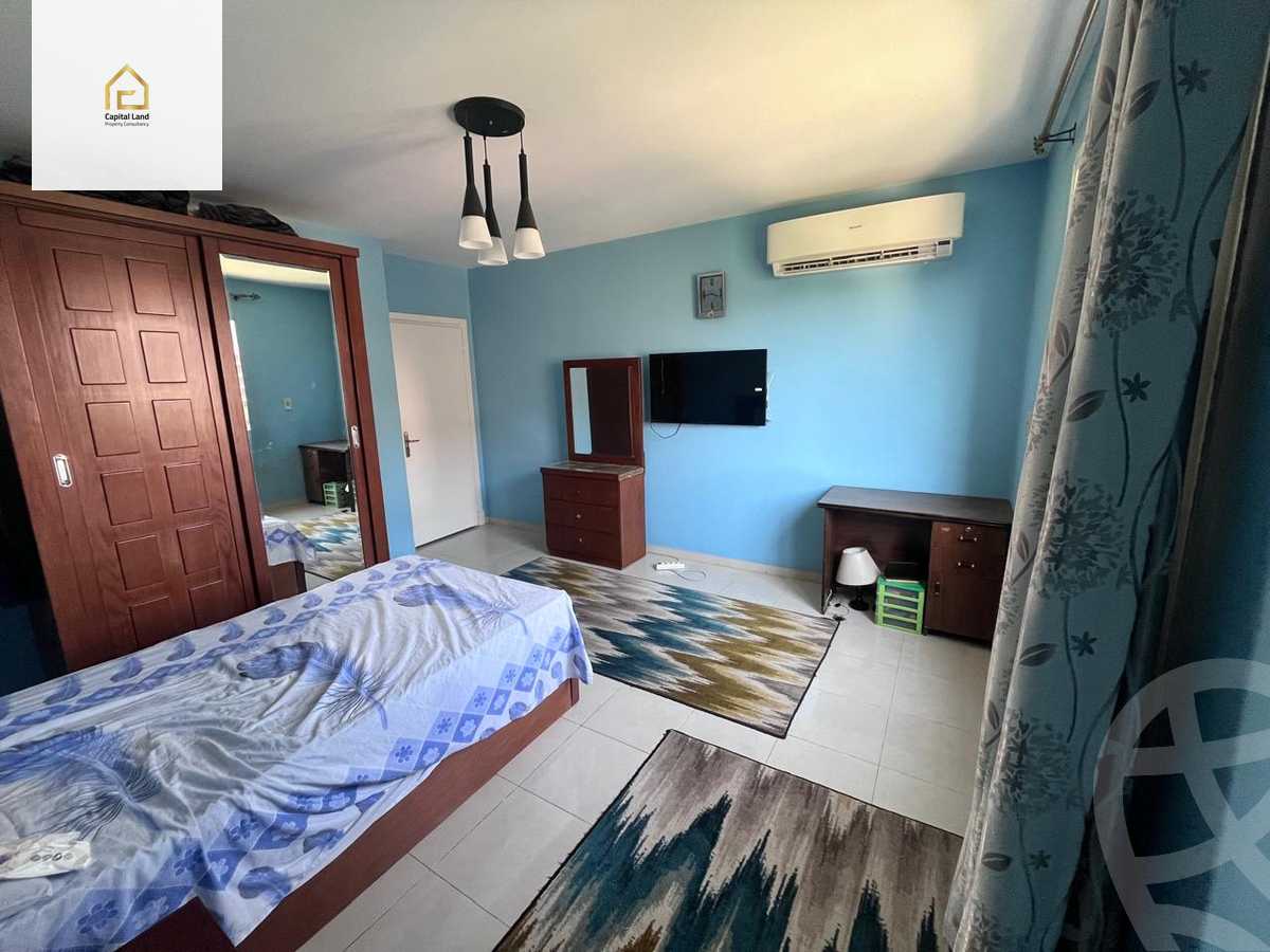 https://aqarmap.com.eg/en/listing/5575566-for-sale-cairo-new-cairo-lrhb-city-phase-4-mohammed-farid-st