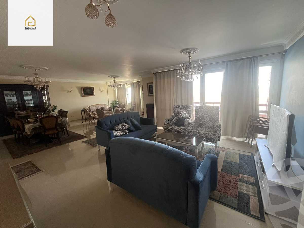 https://aqarmap.com.eg/en/listing/5575566-for-sale-cairo-new-cairo-lrhb-city-phase-4-mohammed-farid-st