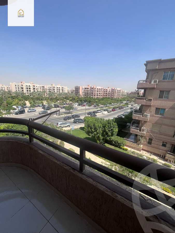 https://aqarmap.com.eg/en/listing/5575566-for-sale-cairo-new-cairo-lrhb-city-phase-4-mohammed-farid-st