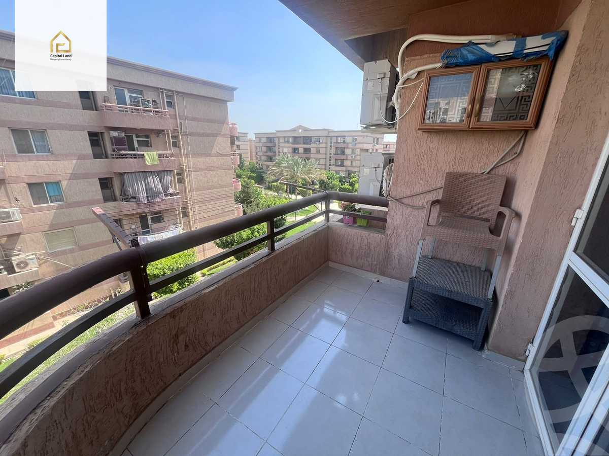 https://aqarmap.com.eg/en/listing/5575566-for-sale-cairo-new-cairo-lrhb-city-phase-4-mohammed-farid-st