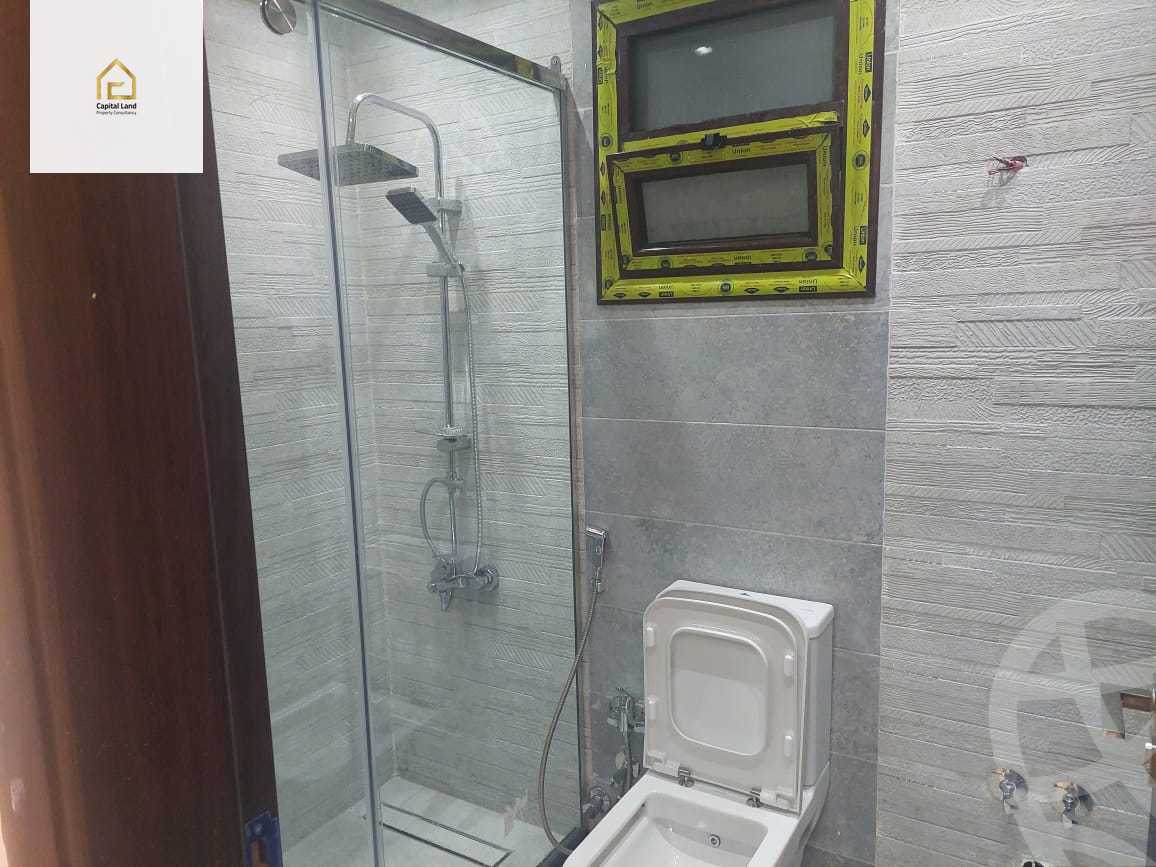 https://aqarmap.com.eg/ar/listing/5579500-for-sale-cairo-new-cairo-lrhb-city-phase-5-ibn-al-nafees-st