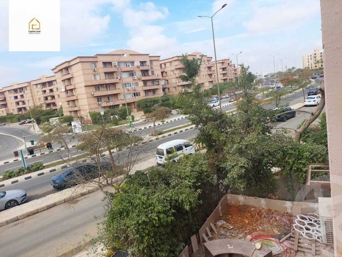 https://aqarmap.com.eg/ar/listing/5579500-for-sale-cairo-new-cairo-lrhb-city-phase-5-ibn-al-nafees-st