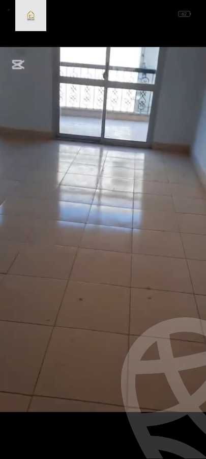 https://aqarmap.com.eg/en/listing/5587446-for-sale-cairo-new-cairo-lrhb-city-mtdd-lrhb-phase-8