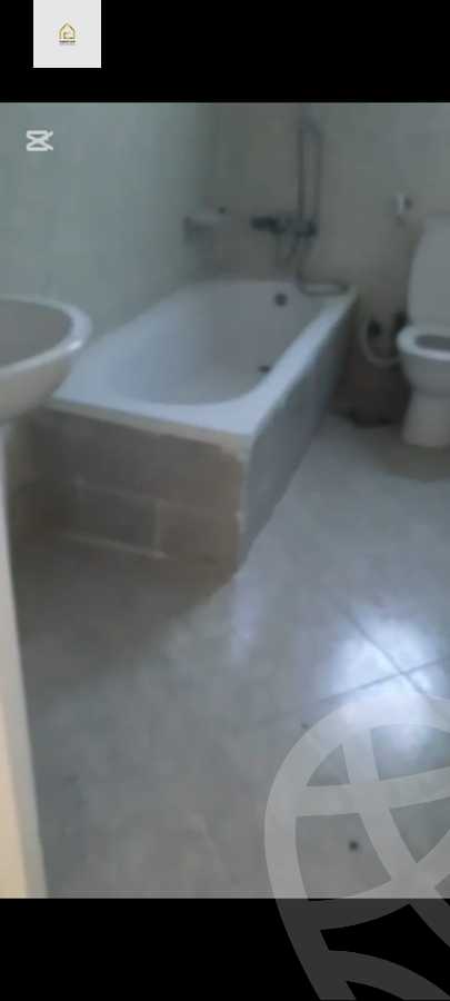 https://aqarmap.com.eg/en/listing/5587446-for-sale-cairo-new-cairo-lrhb-city-mtdd-lrhb-phase-8