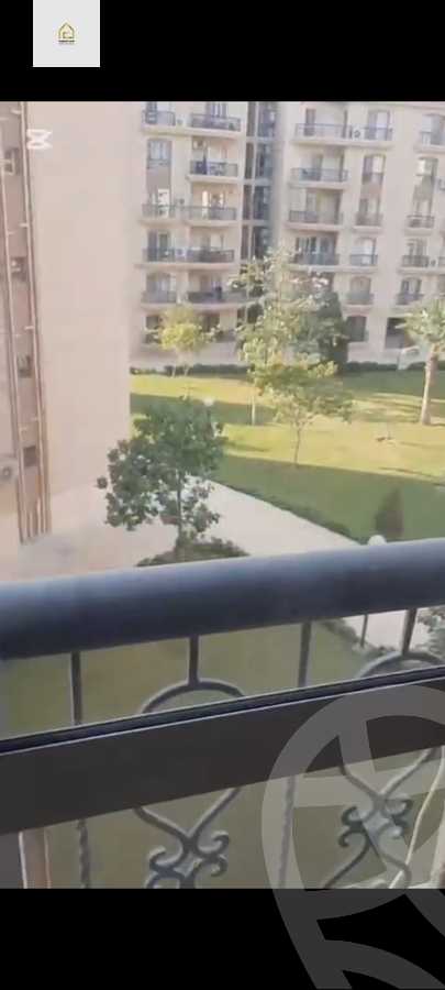 https://aqarmap.com.eg/en/listing/5587446-for-sale-cairo-new-cairo-lrhb-city-mtdd-lrhb-phase-8