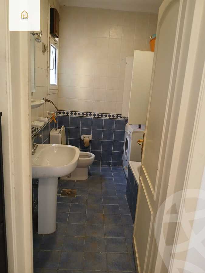 https://aqarmap.com.eg/en/listing/5605248-for-sale-cairo-new-cairo-lrhb-city-phase-4-mohammed-farid-st