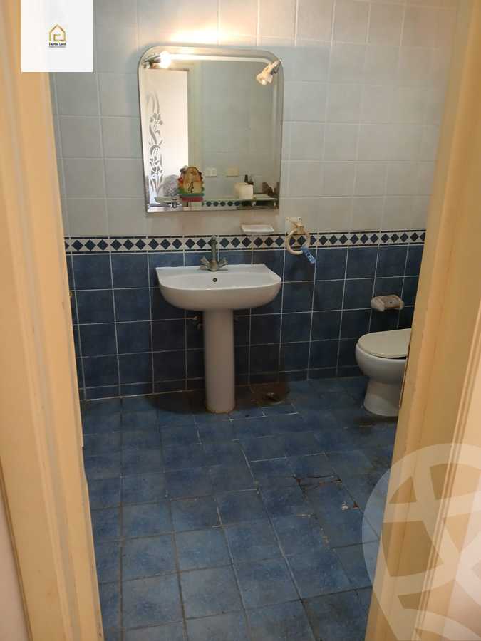 https://aqarmap.com.eg/en/listing/5605248-for-sale-cairo-new-cairo-lrhb-city-phase-4-mohammed-farid-st