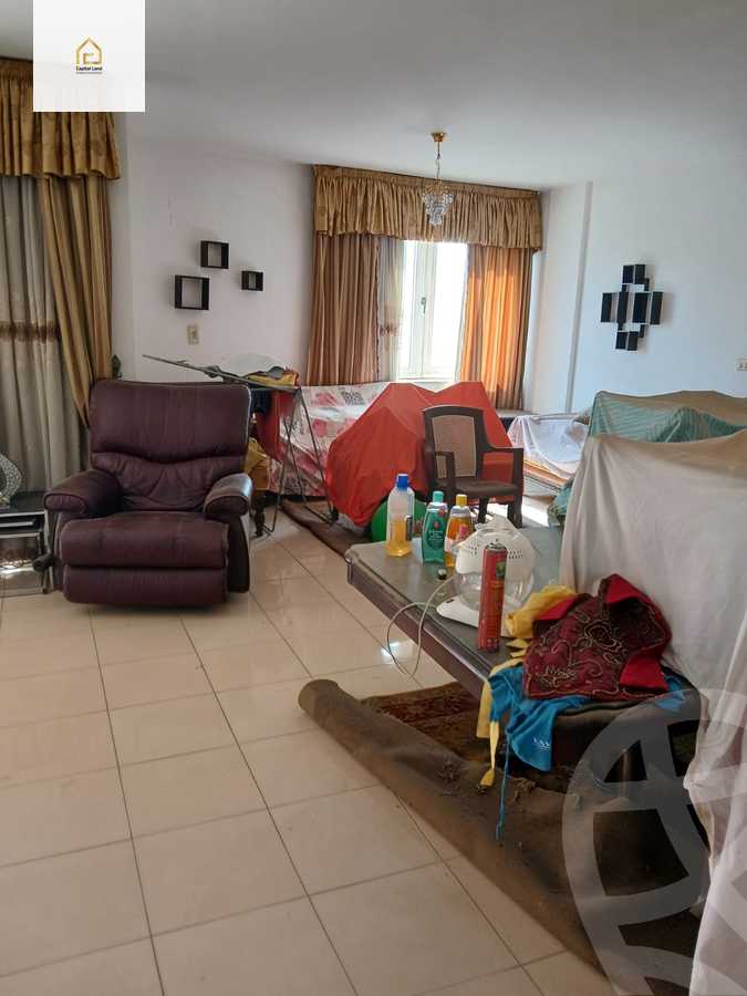 https://aqarmap.com.eg/en/listing/5605248-for-sale-cairo-new-cairo-lrhb-city-phase-4-mohammed-farid-st