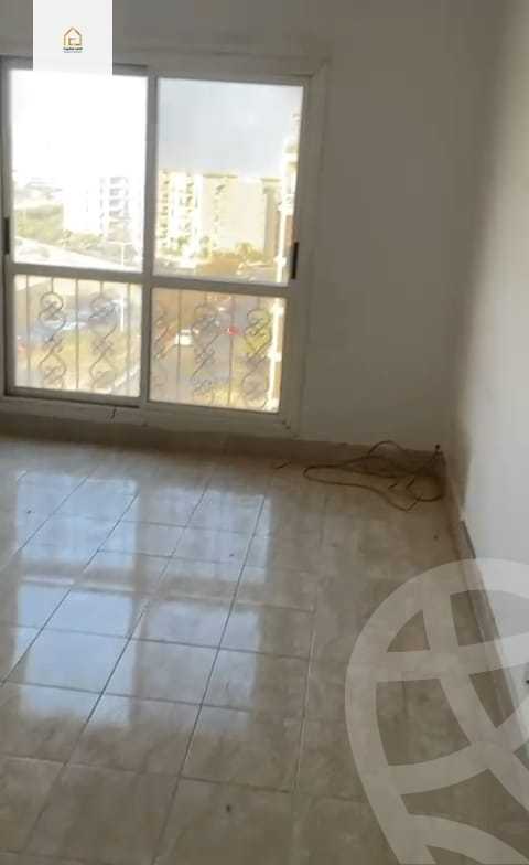 https://aqarmap.com.eg/en/listing/5617277-for-sale-cairo-new-cairo-lrhb-city-mtdd-lrhb-phase-9
