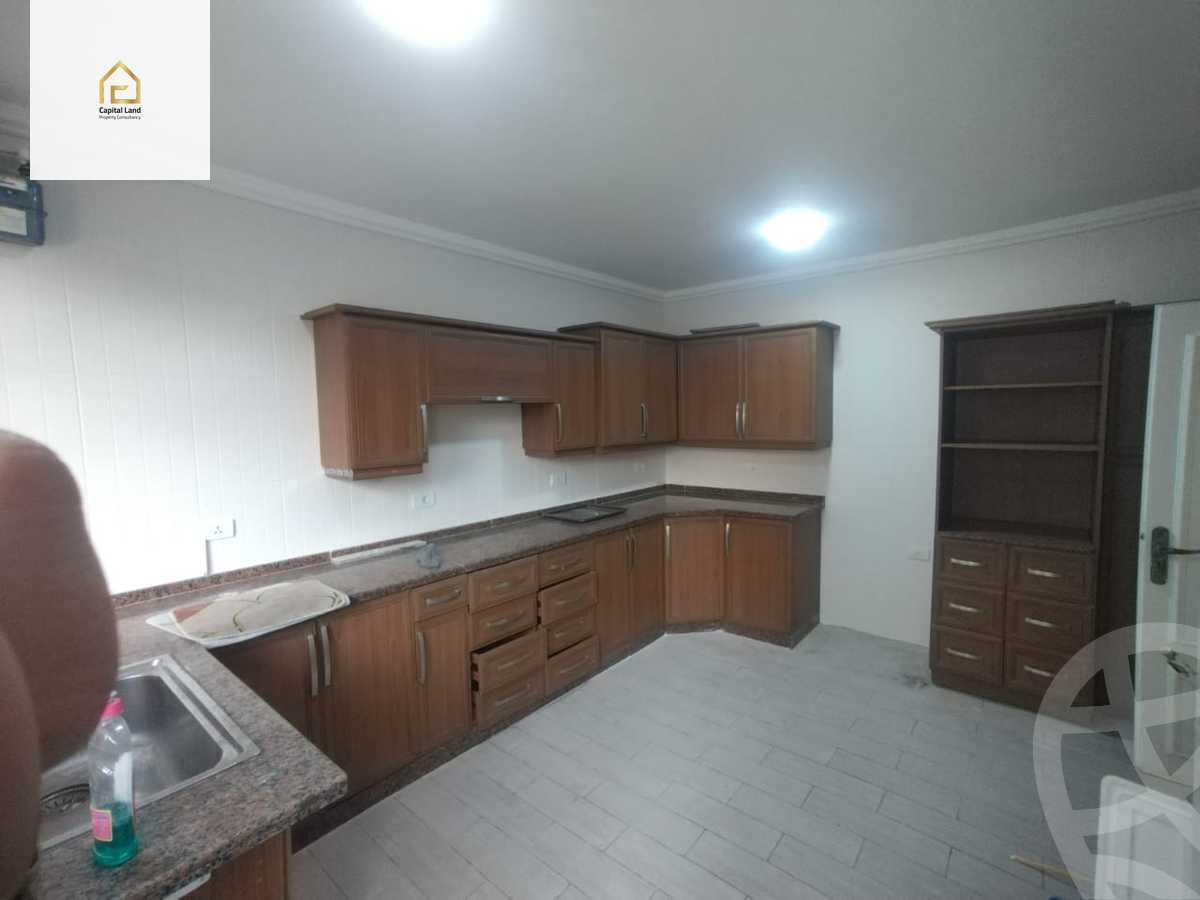 https://aqarmap.com.eg/en/listing/5620217-for-sale-cairo-new-cairo-lrhb-city-phase-4-mostafa-el-nahaas-st