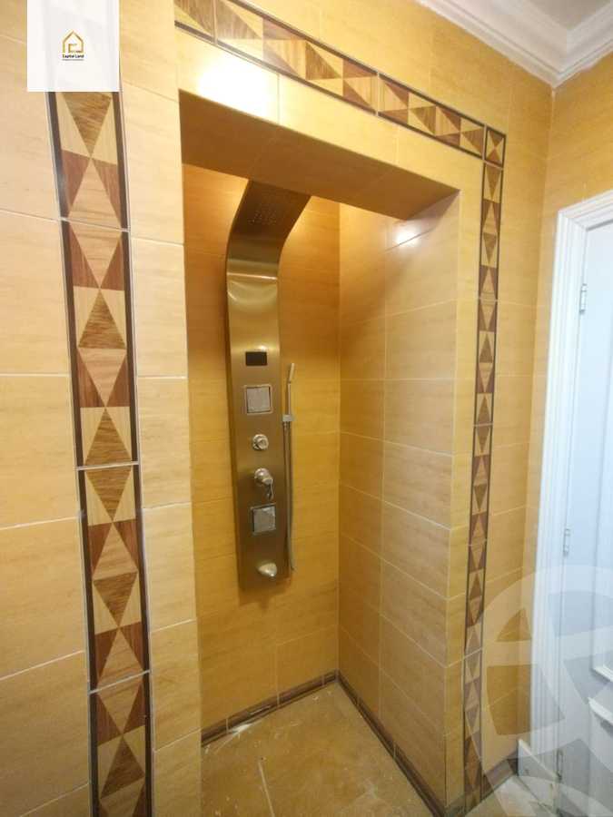 https://aqarmap.com.eg/en/listing/5620217-for-sale-cairo-new-cairo-lrhb-city-phase-4-mostafa-el-nahaas-st