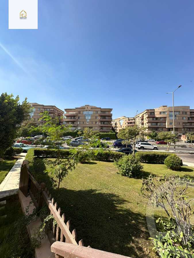 https://aqarmap.com.eg/ar/listing/5620642-for-sale-cairo-new-cairo-lrhb-city-phase-5-talaat-mostafa-st