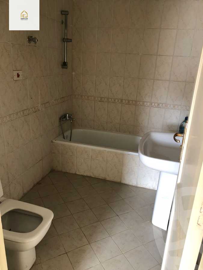 https://aqarmap.com.eg/en/listing/5622974-for-rent-cairo-new-cairo-lrhb-city-phase-1-alabnoudi-st
