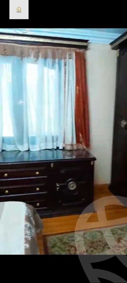 https://aqarmap.com.eg/en/listing/5623075-for-sale-cairo-new-cairo-lrhb-city-phase-4-mohammed-farid-st