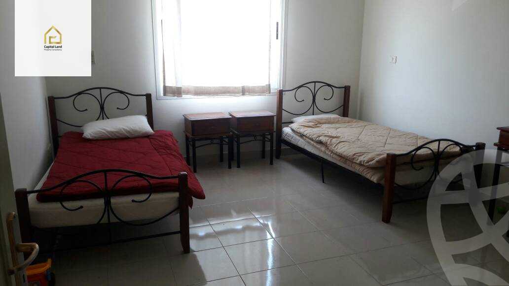 https://aqarmap.com.eg/en/listing/5623185-for-sale-cairo-new-cairo-lrhb-city-phase-4-mohammed-farid-st