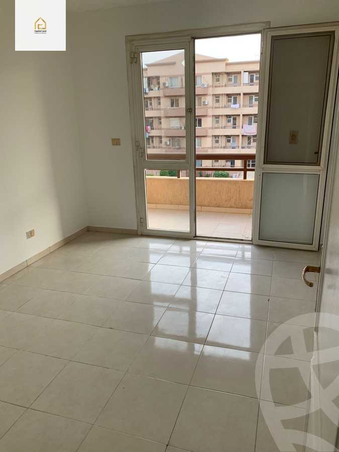 https://aqarmap.com.eg/en/listing/5623239-for-rent-cairo-new-cairo-lrhb-city-phase-4-mohammed-farid-st