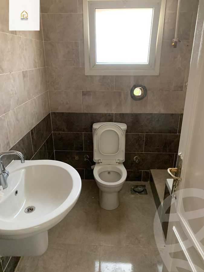 https://aqarmap.com.eg/en/listing/5623239-for-rent-cairo-new-cairo-lrhb-city-phase-4-mohammed-farid-st