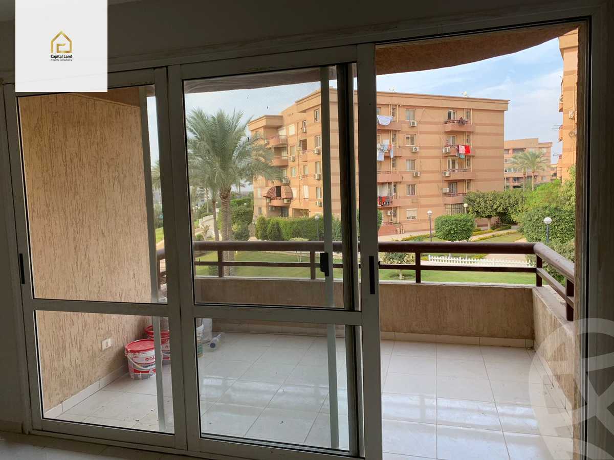https://aqarmap.com.eg/en/listing/5623239-for-rent-cairo-new-cairo-lrhb-city-phase-4-mohammed-farid-st