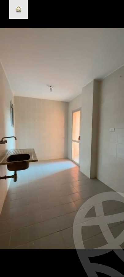 https://aqarmap.com.eg/en/listing/5623394-for-sale-cairo-new-cairo-lrhb-city-phase-2-shr-tl-t-mstfy