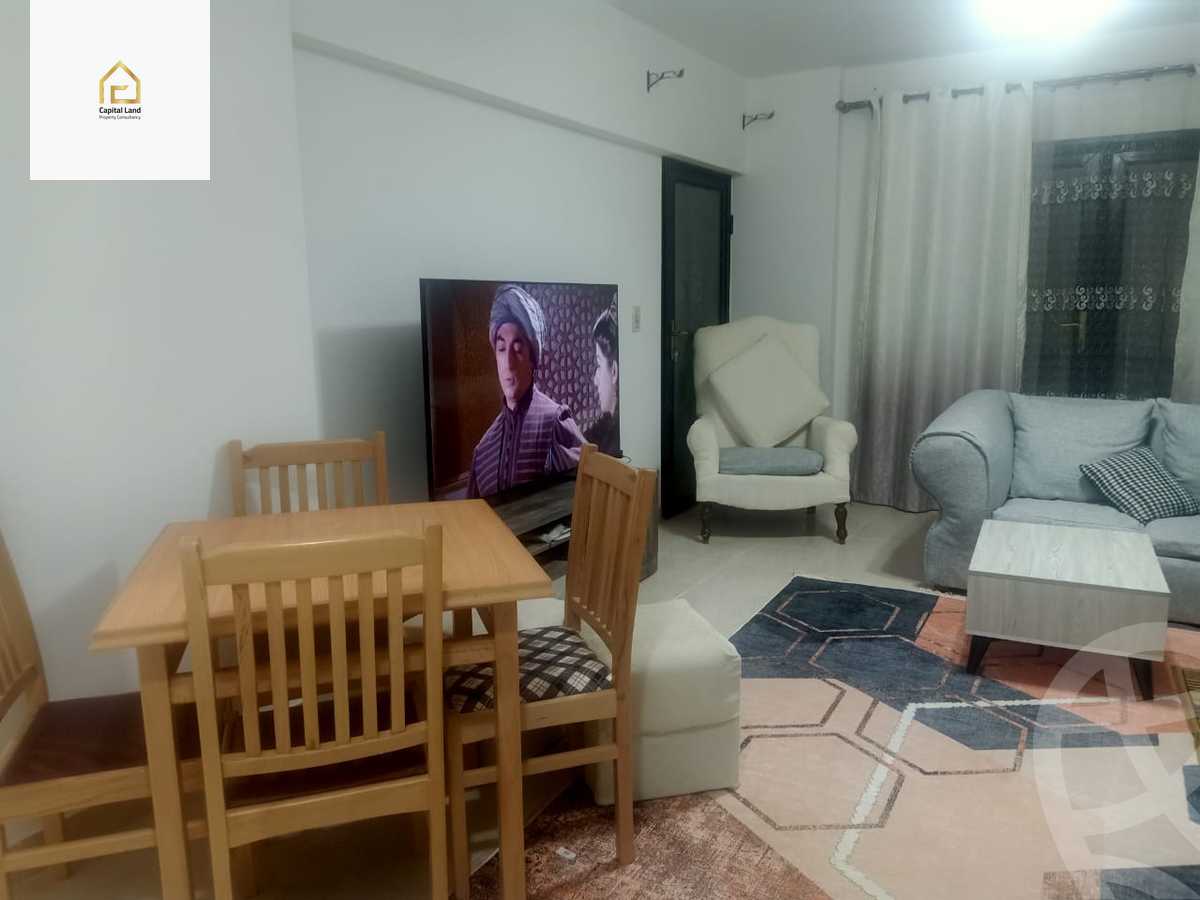 https://aqarmap.com.eg/en/listing/5638800-for-rent-cairo-new-cairo-lrhb-city-mtdd-lrhb-phase-7
