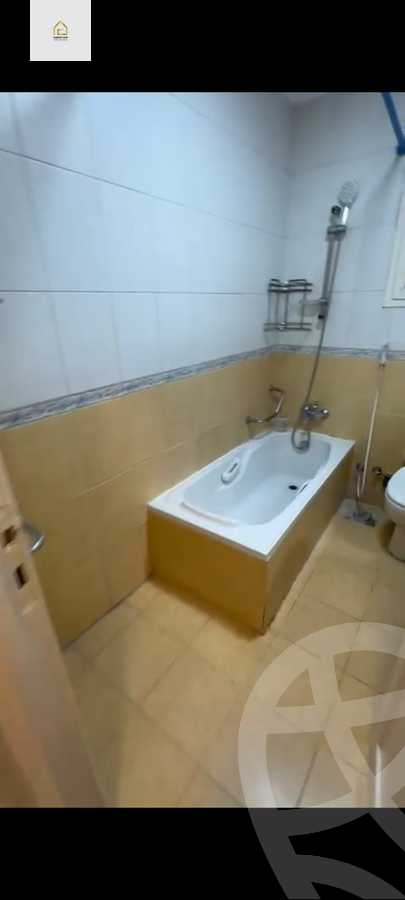 https://aqarmap.com.eg/en/listing/5647480-for-rent-cairo-new-cairo-lrhb-city-phase-1-ali-amin-st