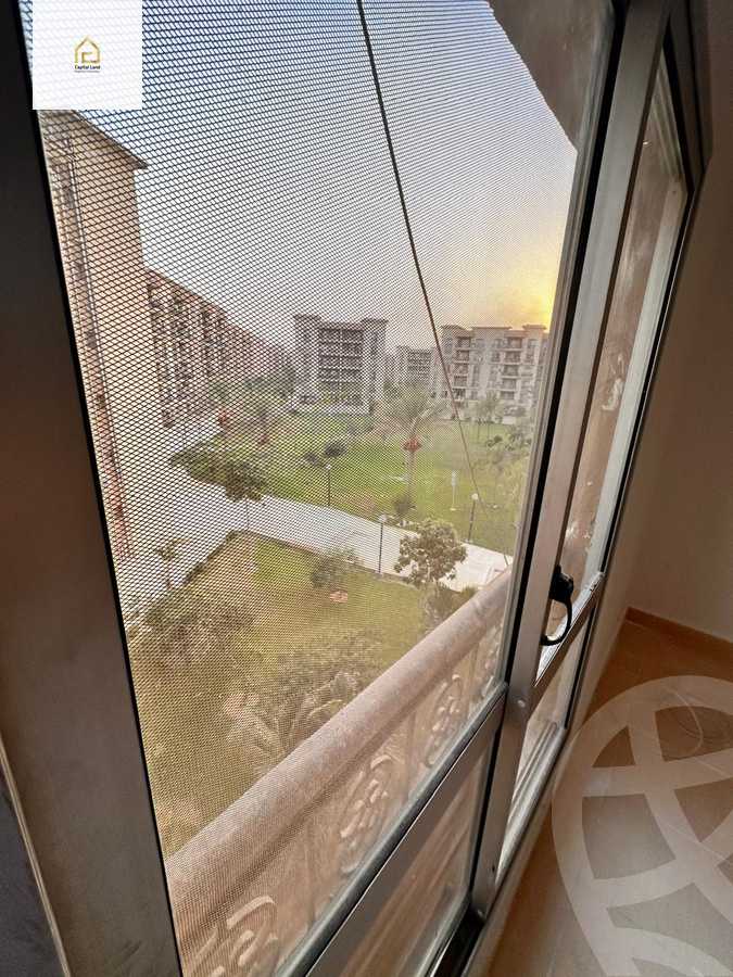 https://aqarmap.com.eg/en/listing/5649680-for-rent-cairo-new-cairo-lrhb-city-mtdd-lrhb-phase-8