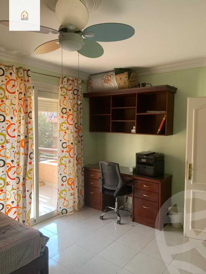 https://aqarmap.com.eg/en/listing/5650792-for-sale-cairo-new-cairo-lrhb-city-phase-4-mohammed-farid-st