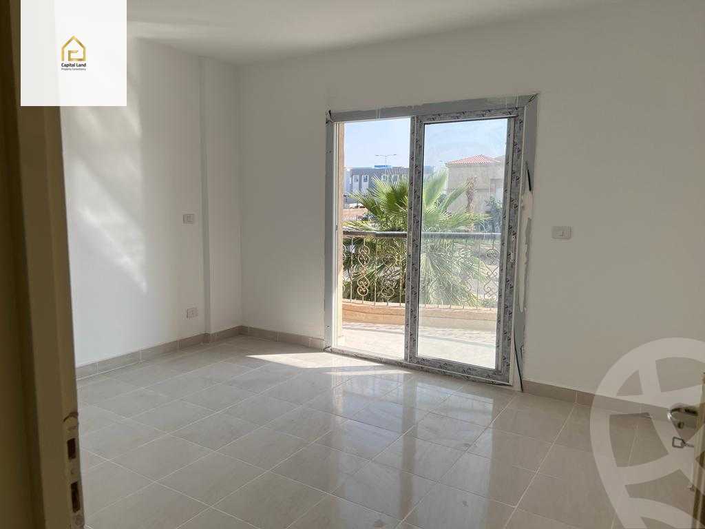 https://aqarmap.com.eg/en/listing/5661558-for-sale-cairo-new-cairo-lrhb-city-mtdd-lrhb-phase-9