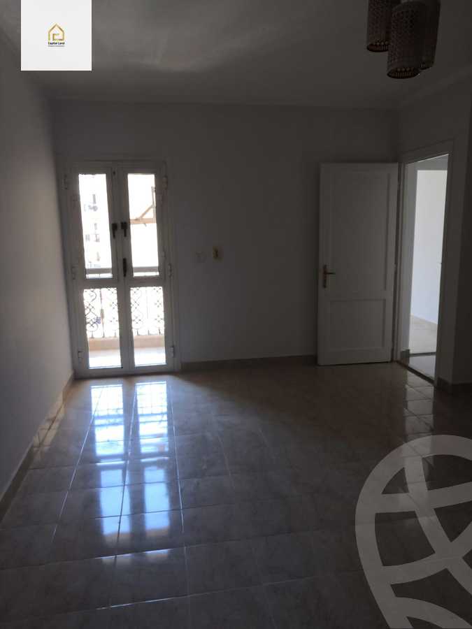 https://aqarmap.com.eg/en/listing/5661601-for-sale-cairo-new-cairo-lrhb-city-phase-8