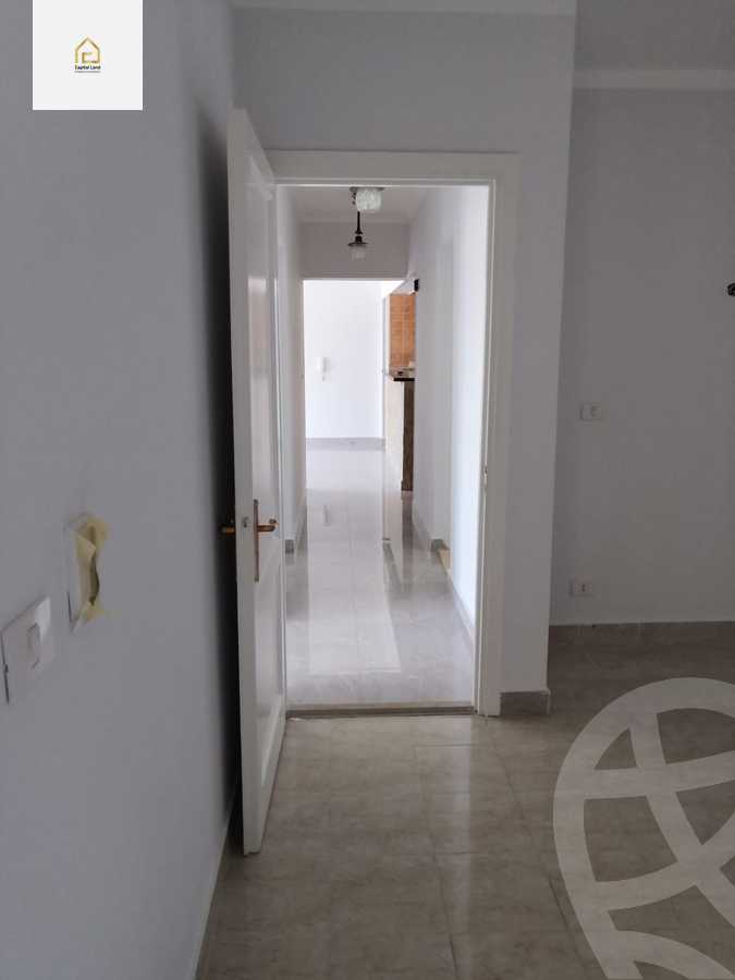 https://aqarmap.com.eg/en/listing/5661601-for-sale-cairo-new-cairo-lrhb-city-phase-8