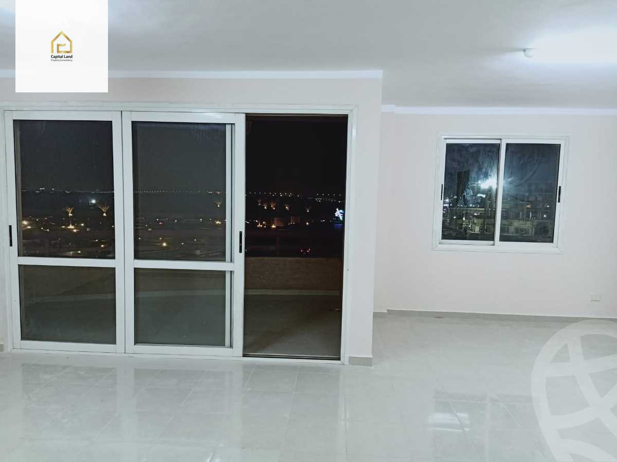 https://aqarmap.com.eg/en/listing/5662232-for-rent-cairo-new-cairo-lrhb-city-phase-4-mohammed-farid-st