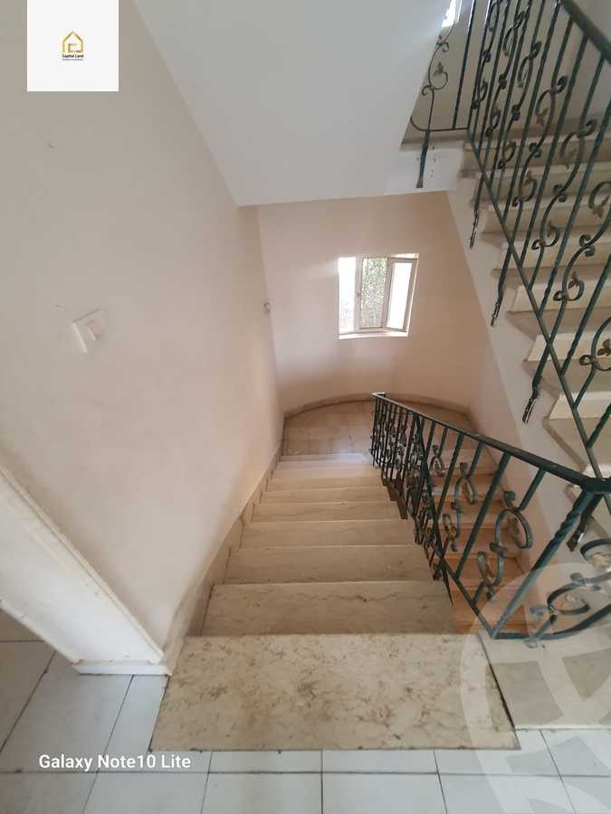 https://aqarmap.com.eg/en/listing/5662476-for-rent-cairo-new-cairo-lrhb-city-phase-1-taha-hussein-st