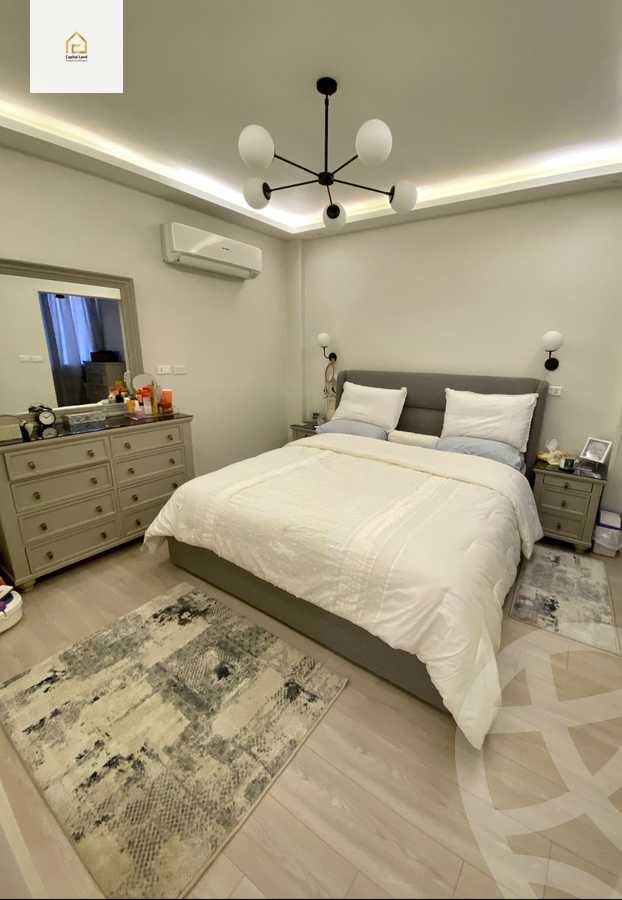 https://aqarmap.com.eg/en/listing/5662503-for-sale-cairo-new-cairo-lrhb-city-phase-1-ahmed-rami-st