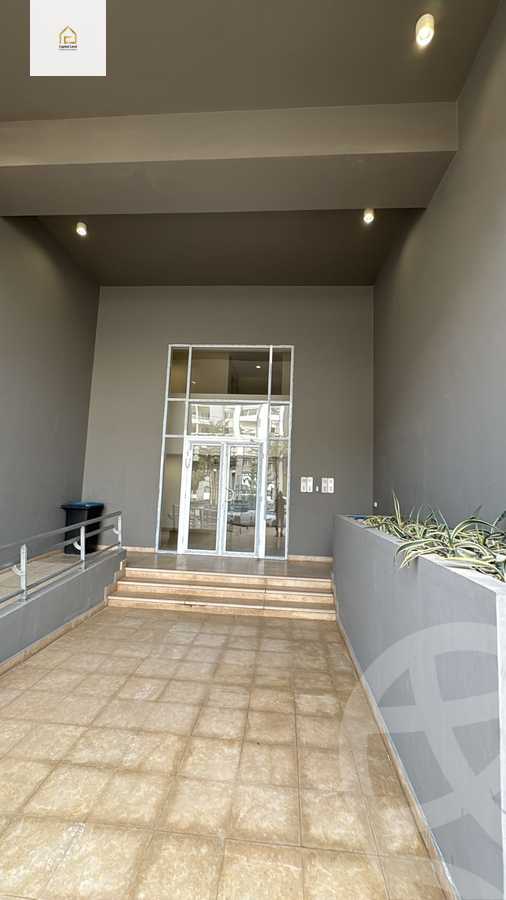 https://aqarmap.com.eg/ar/listing/5662928-for-rent-cairo-new-cairo-compounds-hyde-park-cluster-1-hyde-park
