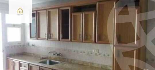 https://aqarmap.com.eg/en/listing/5672180-for-sale-cairo-new-cairo-lrhb-city-phase-4-mohammed-farid-st